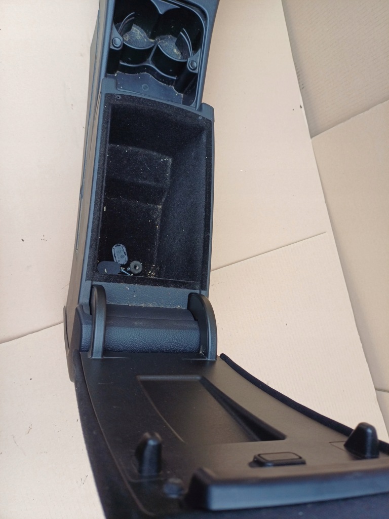 фото №10, Подлокотник vw passat b6 чёрный