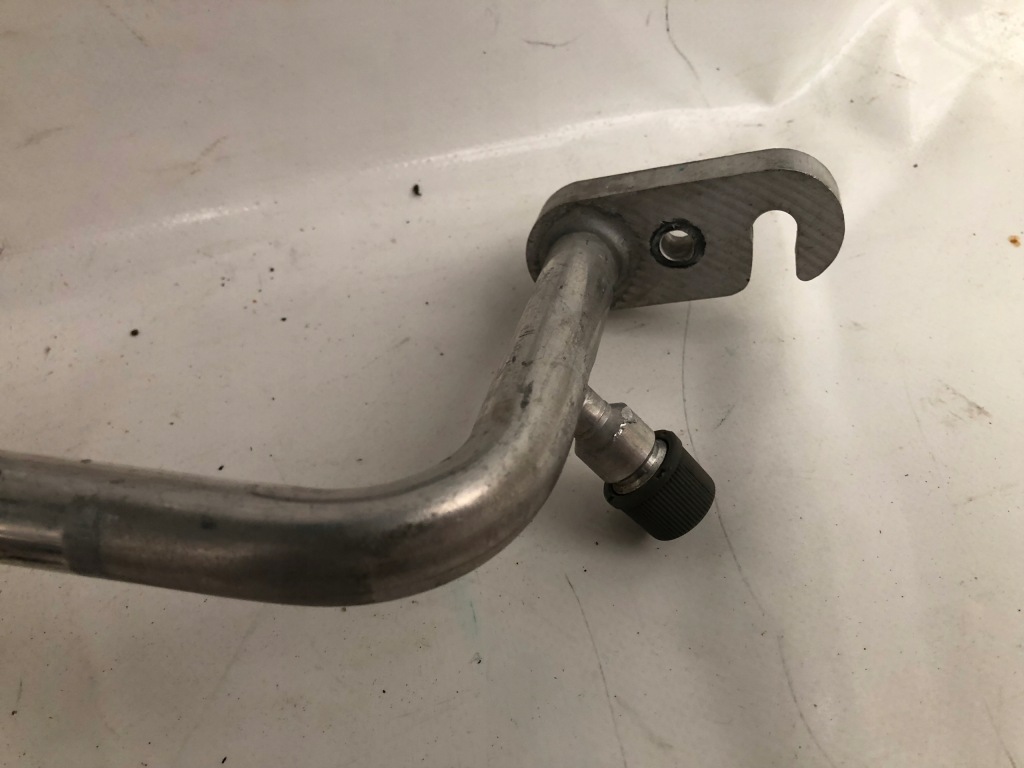 фото №4, Subaru outback 2.5 15- usa шланг кондиционера