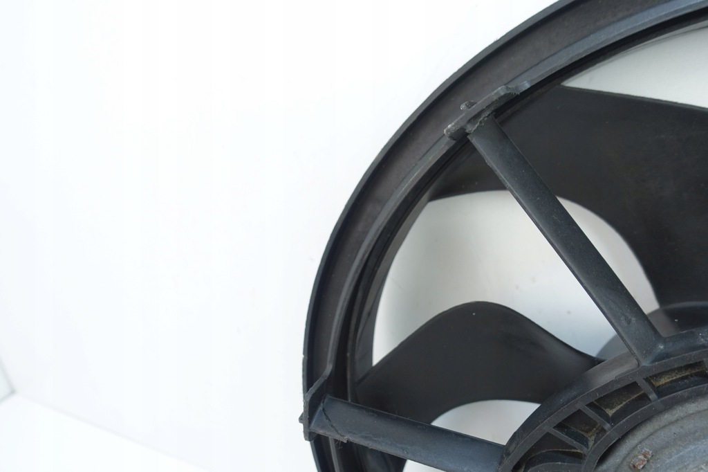 фото №8, Citroen jumpy fiat scudo peugeot expert вентилятор радиатора 1401312180