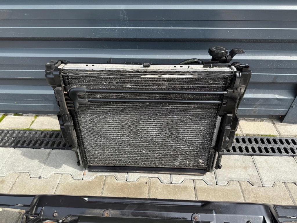 Bmw 3 e46 кабріолет  320ci 2.0 рестайлінг  ремінь перед підсилювач радіатор m-pakiet 2 в Україні