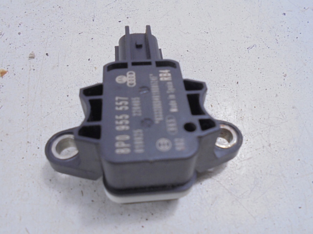 фото №8, Audi a3 8p датчик блок керування датчик ударний 8p0955557