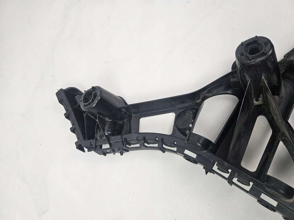 фото №12, Mercedes benz eqe 2023 - направляющая кронштейн бампера задняя правый a2958807202