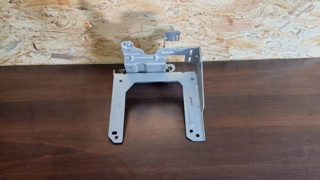 фото №1, Volvo xc40 кронштейн гібрид