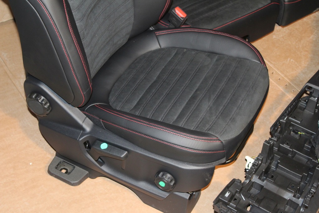фото №8, Сиденья комплект ford kuga mk3 st-line 2020-22r