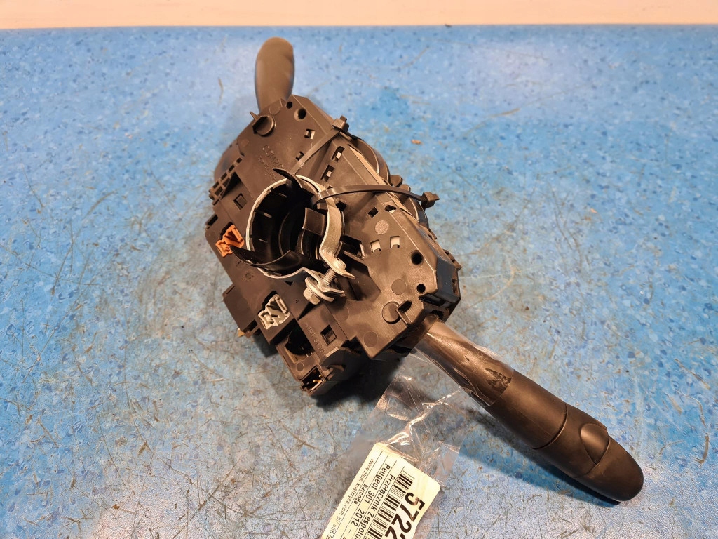 Peugeot 301 переключатель подрулевой  98042440xt Киев