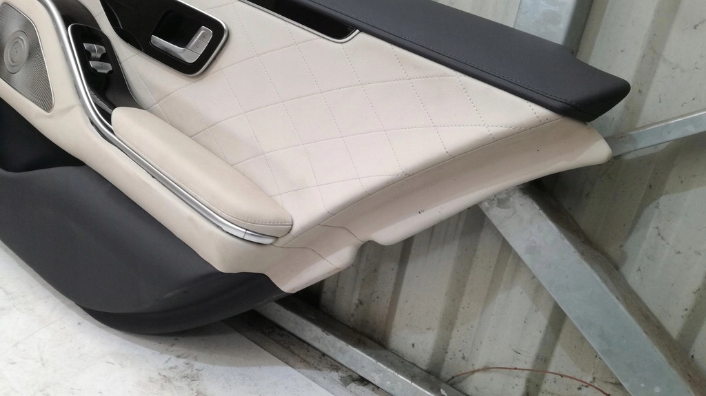 фото №12, Mercedes w223 обивка обшивка дверь задняя правая