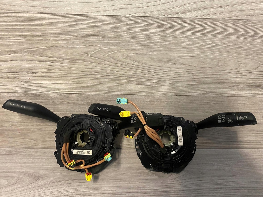 фото №10, Chrysler pacifica ii 17-24 usa переключатель комбинированный лента pod руль