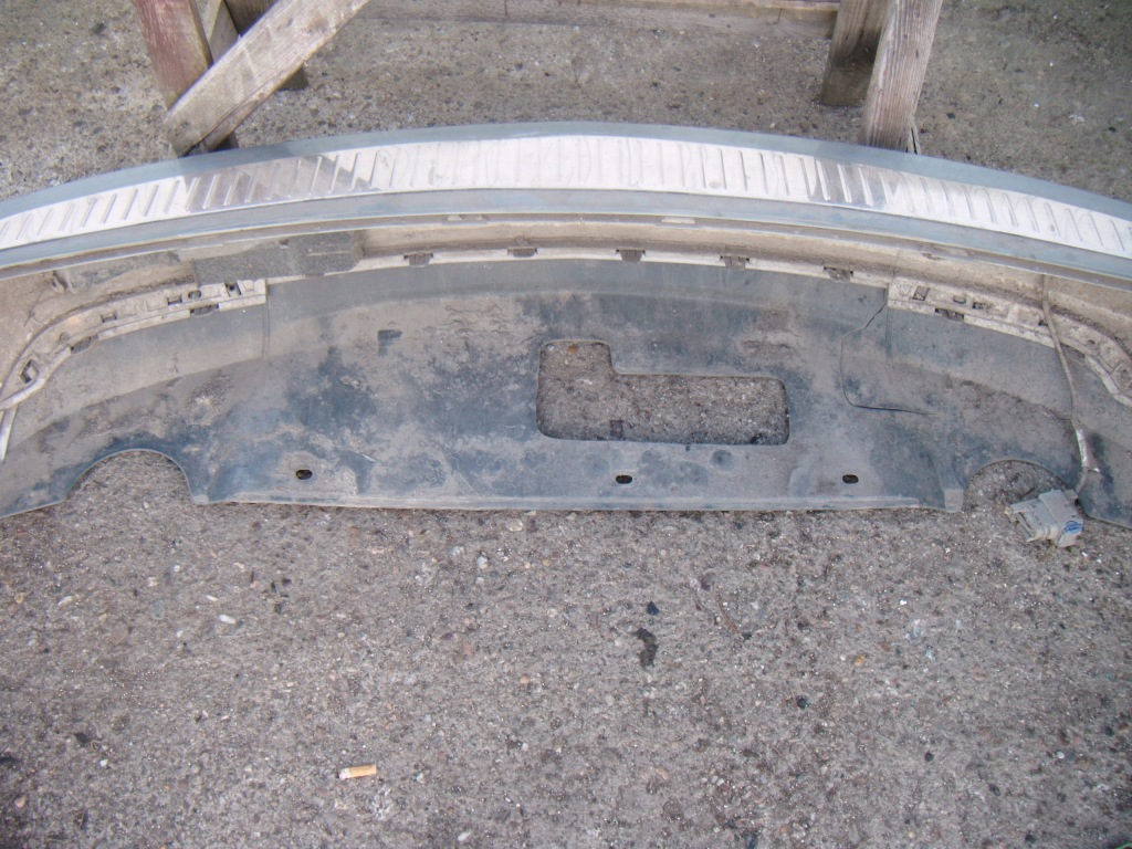 Opel insignia a 08-13 універсал бампер задні задній pdc kod lak:z179 Ціна