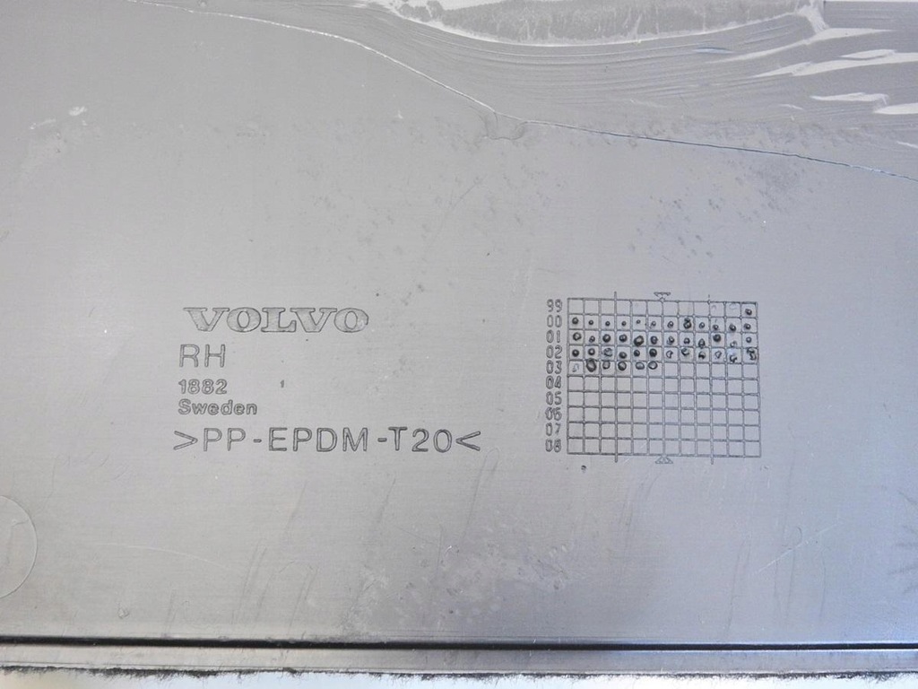 фото №11, Обивка багажника правая volvo v70 ii