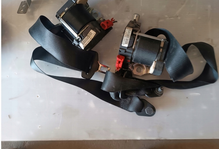 фото №5, Smart fortwo ii 451 приборная панель консоль ремни подушки безопасности