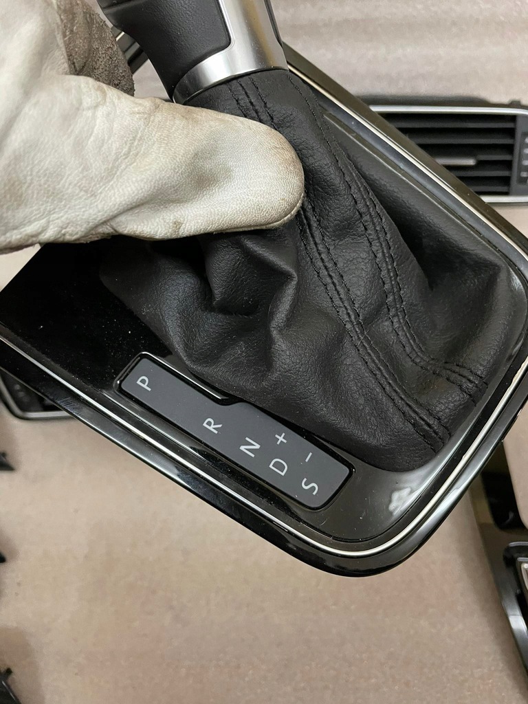 фото №12, Vw jetta 5c dekor рамка консоли pianio łuska