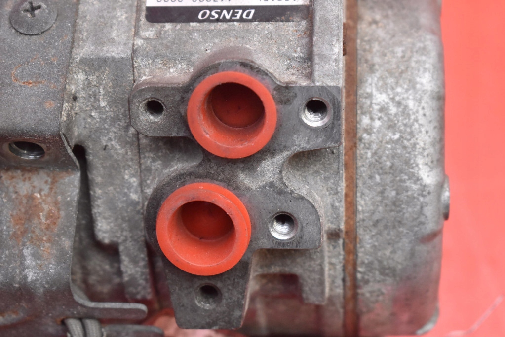 фото №5, Компресор насос кондиціонера 447280-0930 subaru legacy 5 v 2.0 d 150 km