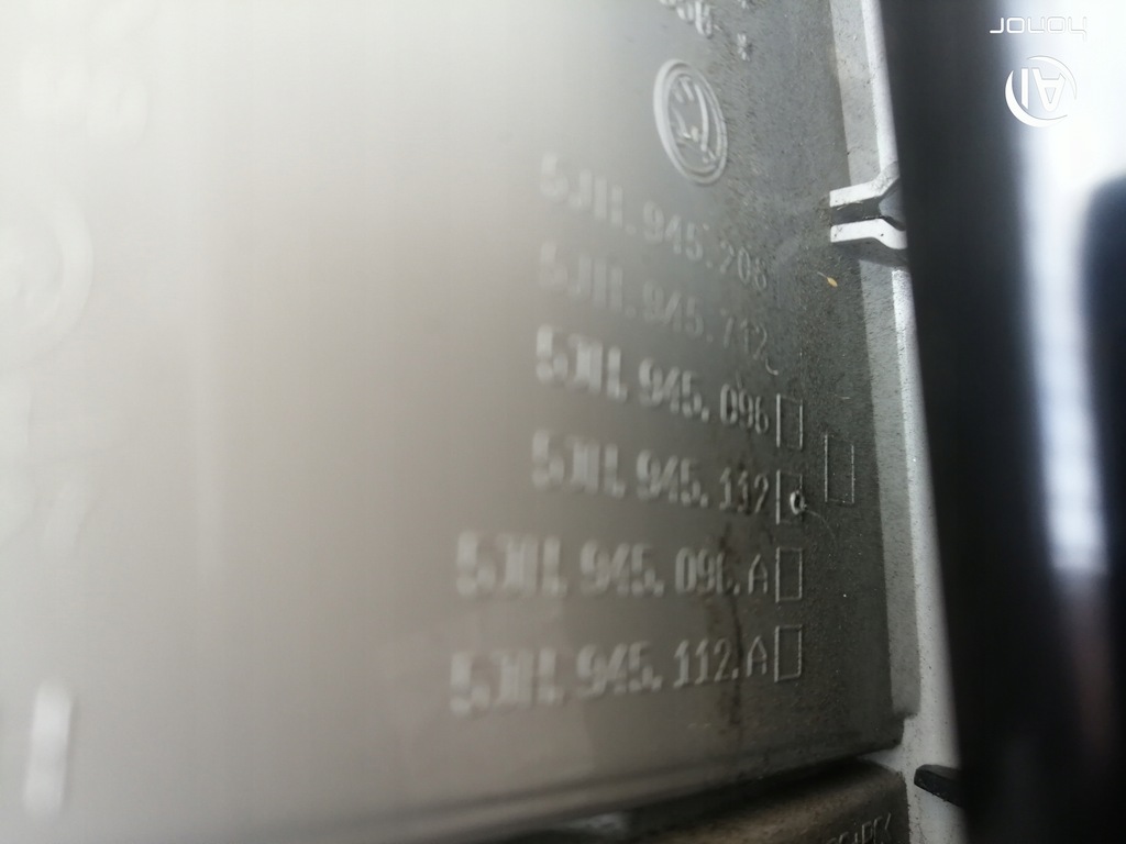 фото №12, Лампа задня задня права 5jh945096 skoda rapid lifback 12-17r