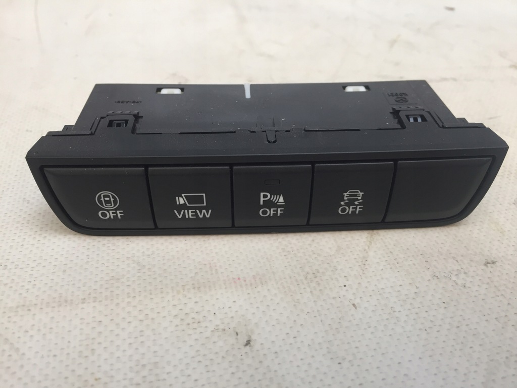 фото №1, Mazda 3 iv 19- панель переключатель usa