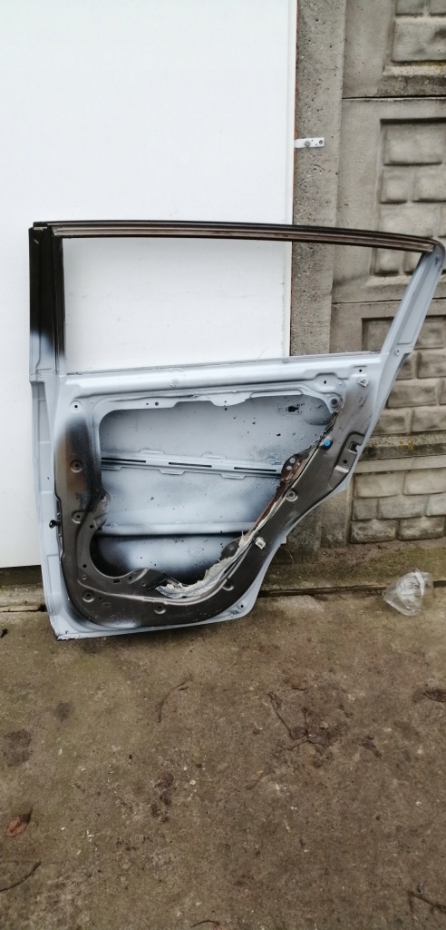 фото №4, Kia sportage iii двері правий задня задні