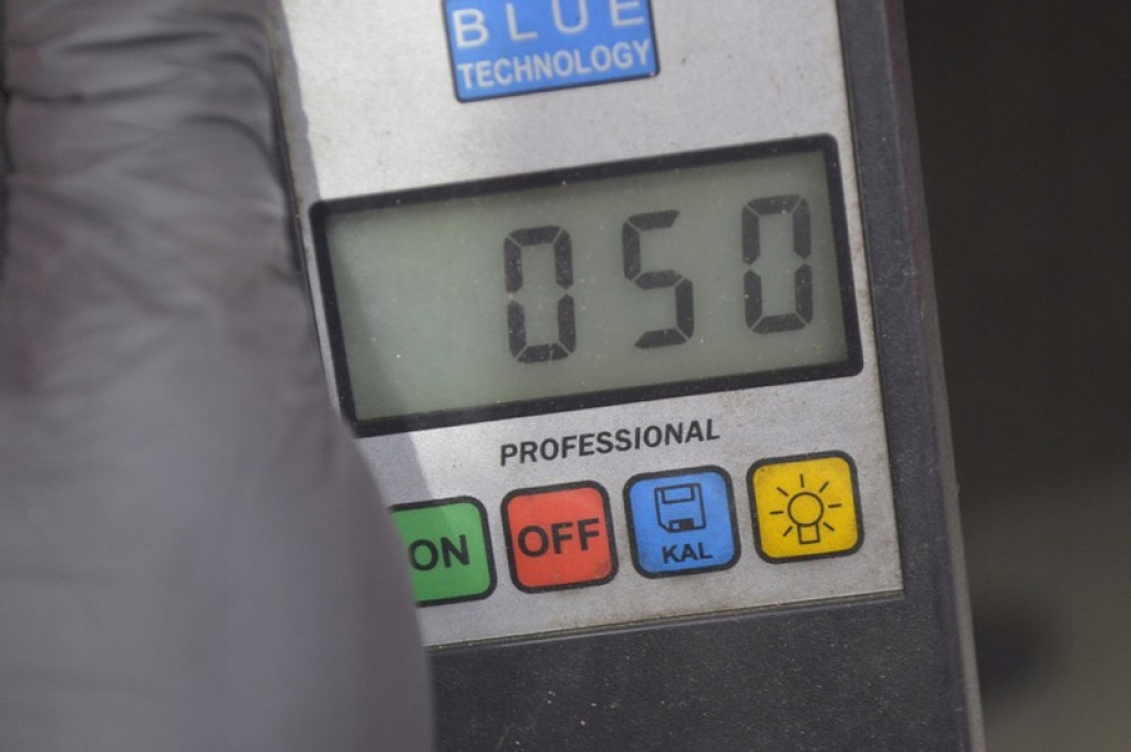 фото №6, Капот кришка двигуна 452-26 volvo xc70 00-05