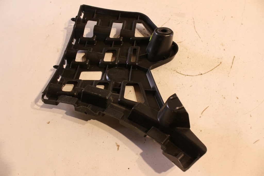 фото №6, Напрямна бампера правий задня peugeot 2008 ii