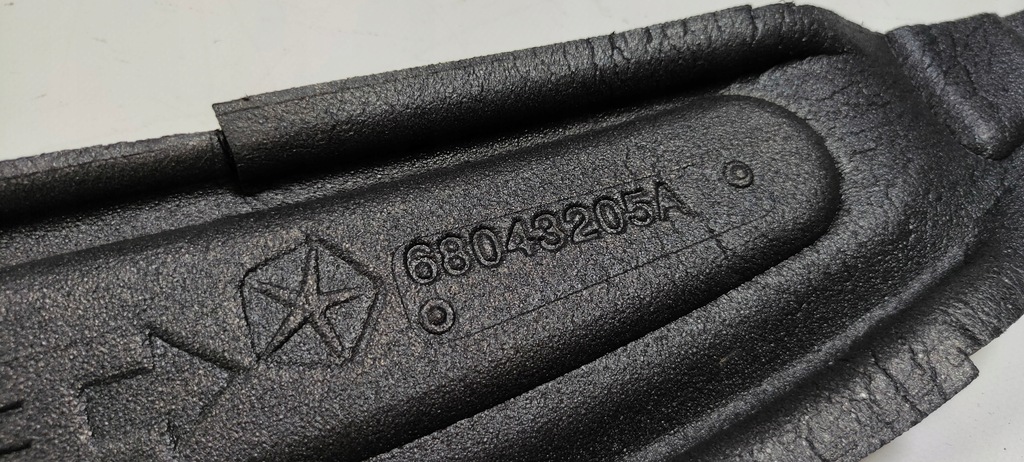 фото №6, Шумоізоляція крила губка l chrysler 300 2015 -