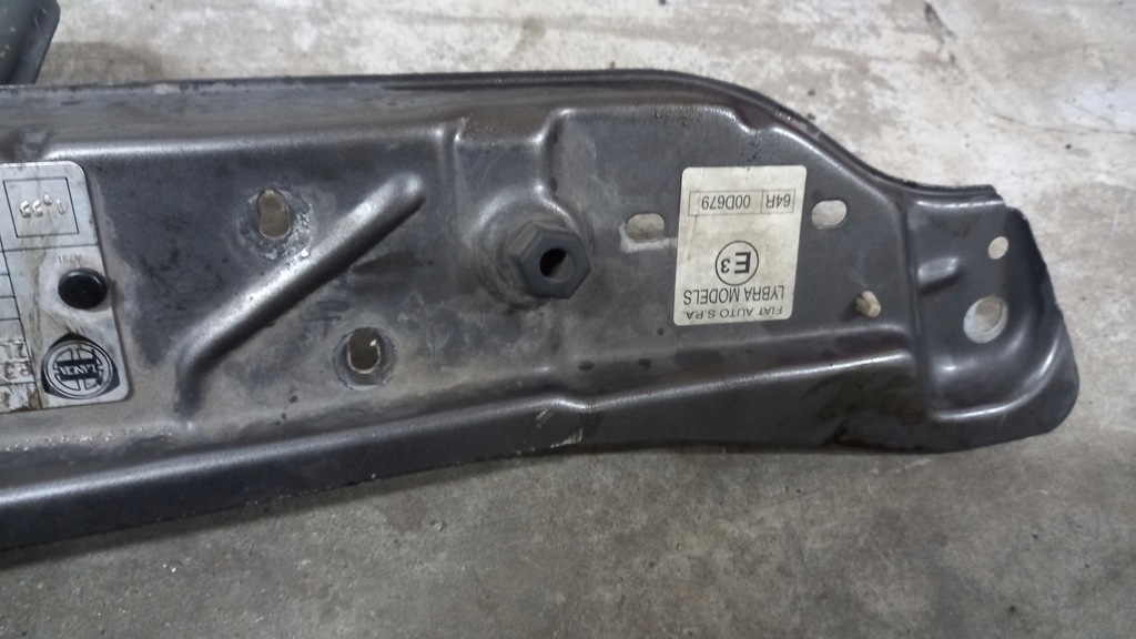 фото №4, Pas передний верхний lancia lybra 1.9d 02r kombi