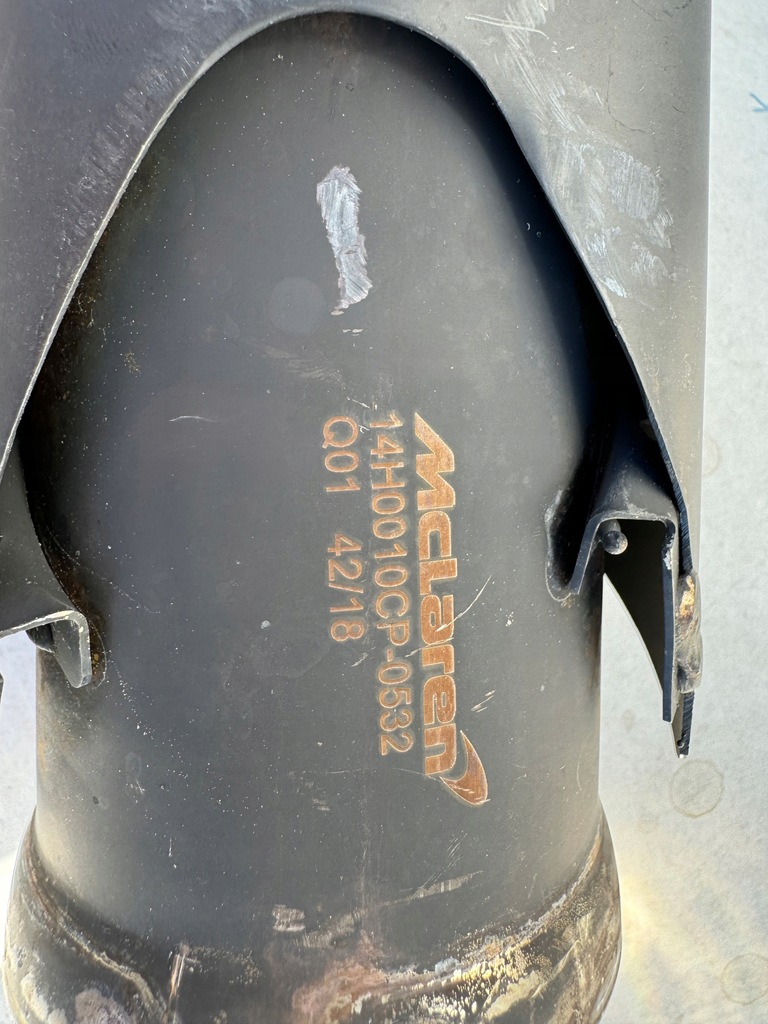 фото №7, Mclaren 720s гаситель выхлоп наконечник глушителя оригинальный номер