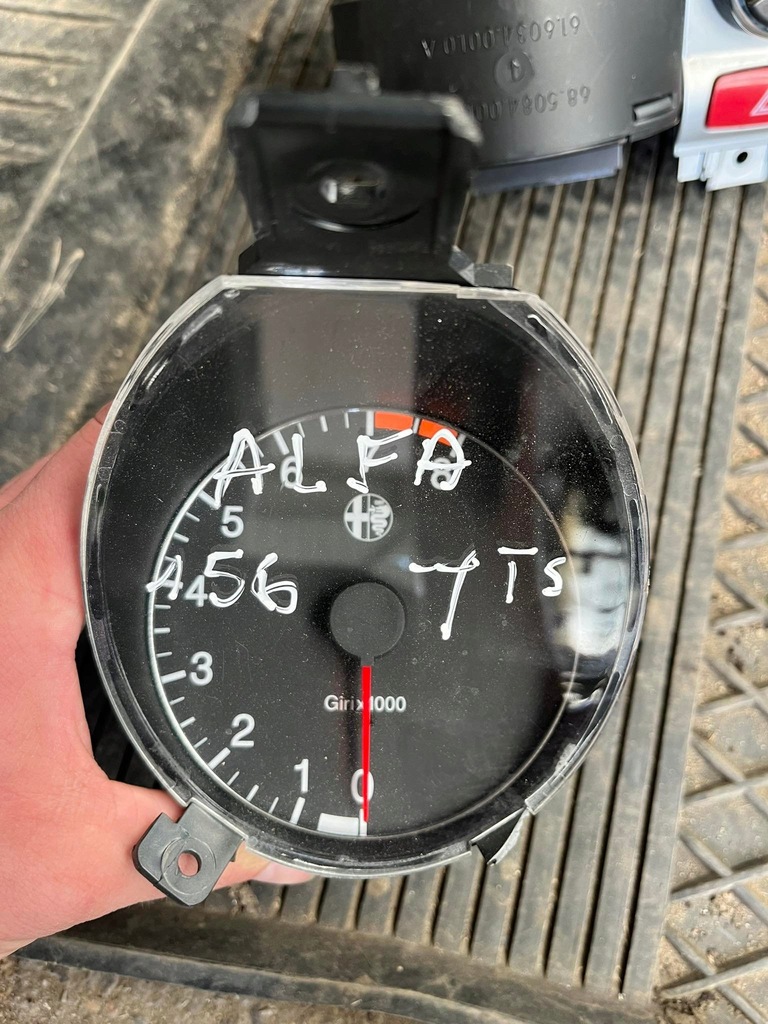 фото №1, Счетчик obrotomierz 156034513 alfa romeo 156