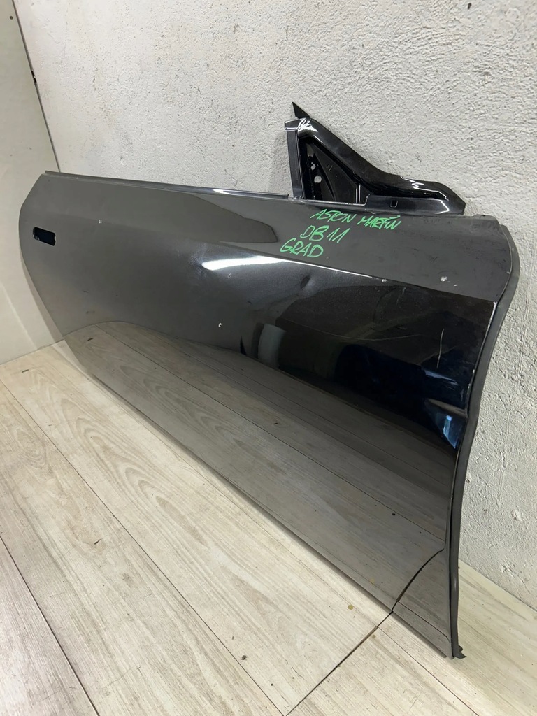 фото №7, Aston martin db11 дверь правое