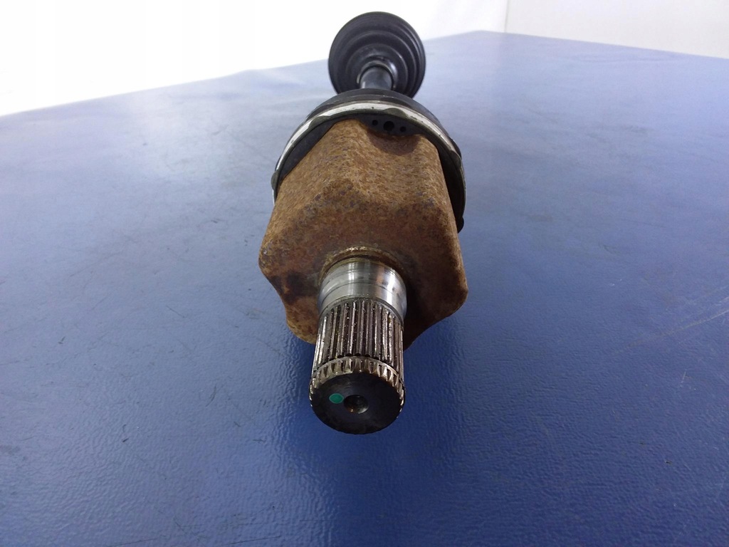 фото №4, Volvo v60 i приводной вал левая перед 31325108