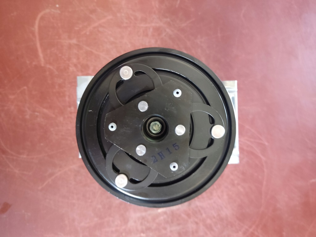 фото №8, Компрессор компрессор кондиционера dacia 926008367r