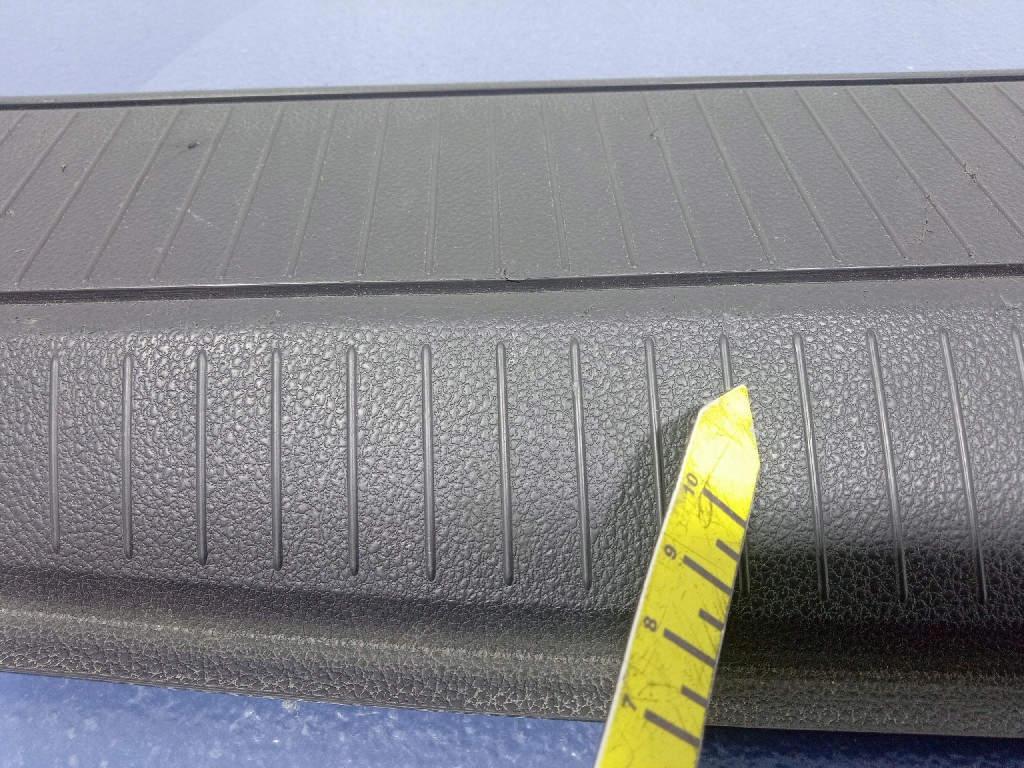 фото №9, Opel zafira c защита пластиковая поперечина заднего багажника 322225228