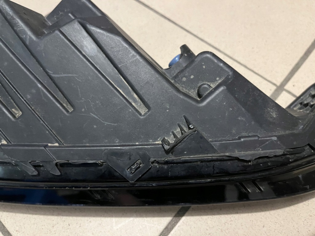 фото №10, Skoda superb iii 3 lift лампа противотуманная фара правый