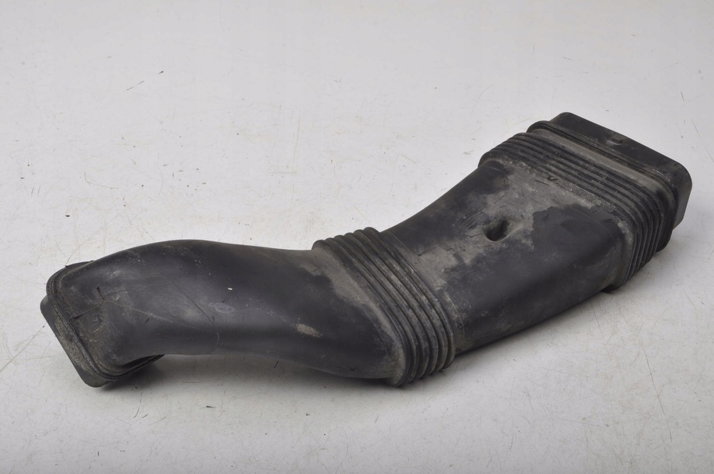 фото №4, Volvo v70 iii s80 ii труба воздухозаборник воздуха 31216029