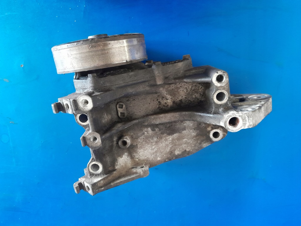 фото №1, Кронштейн кронштейн насос wody honda accord vii 2.0 vtec k20z2