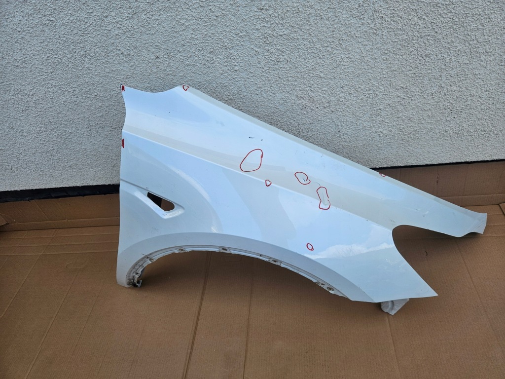 фото №1, Tesla y крила перед правий 149347200c