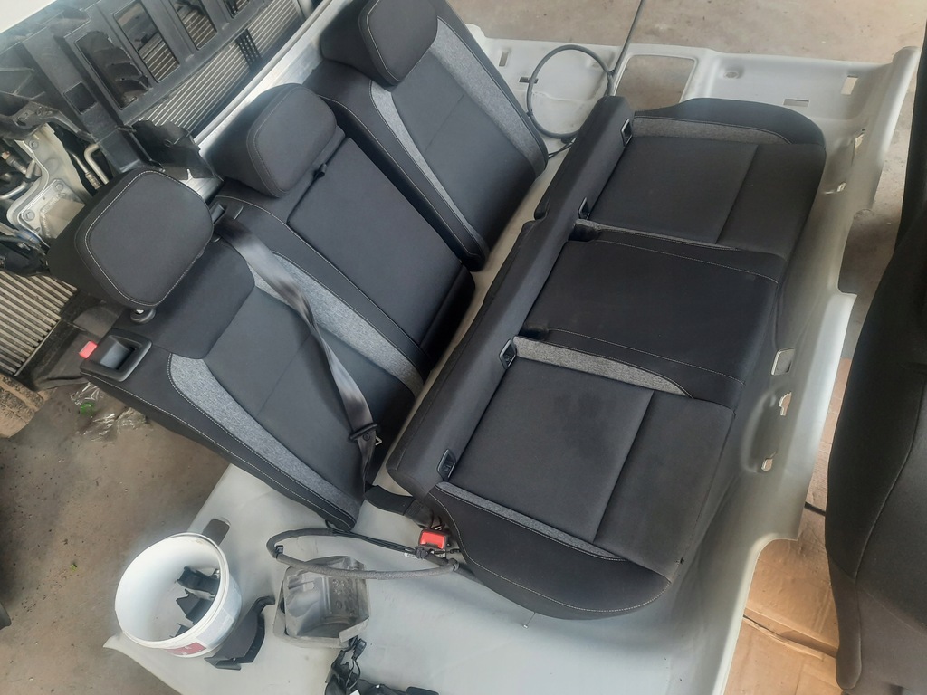 фото №8, Skoda karoq сиденья заднее сиденье подогрев kpl.