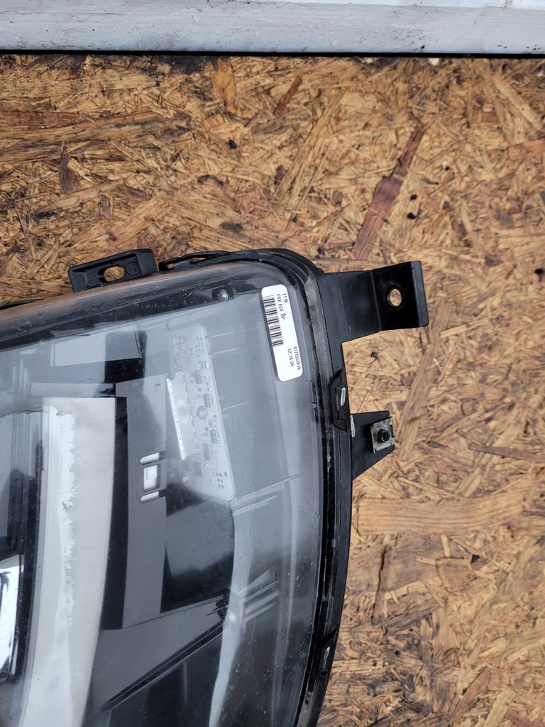 фото №8, Противотуманная фара бампера левый tesla x 1034330-00