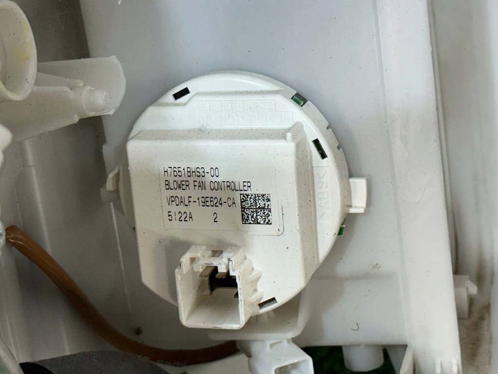 фото №12, Монтаж двигателя piekarnika mazda 3 bm bjs7-61-140