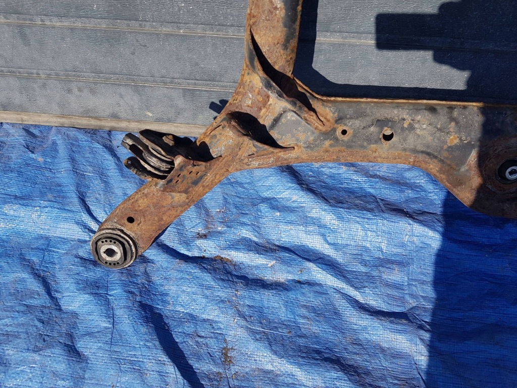 Підрамник задні задній підрамник підрамник балка audi a8 d4 4h 4h0505235q Оригінал