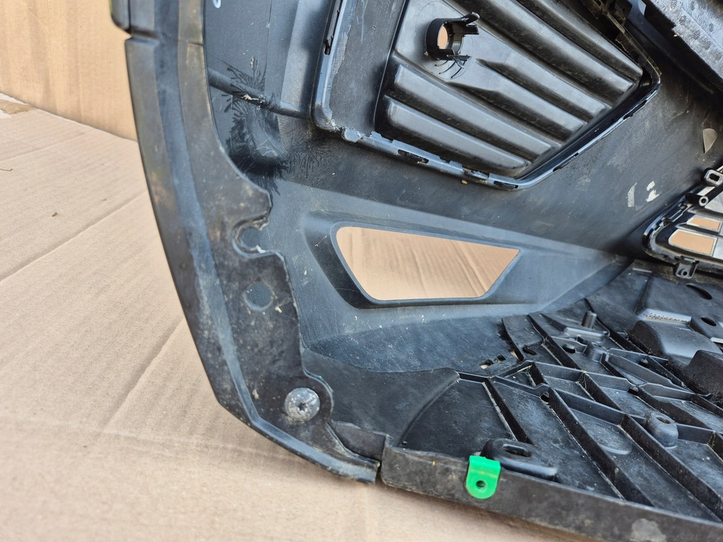 фото №13, Volvo xc60 ii r-design 17-21r . бампер перед a681