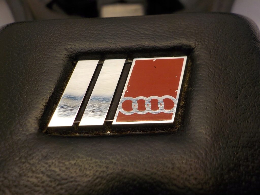 фото №8, Audi a6 c5 a4 b5 повітропровід колесо шкіра мультифункція 4b0419091l