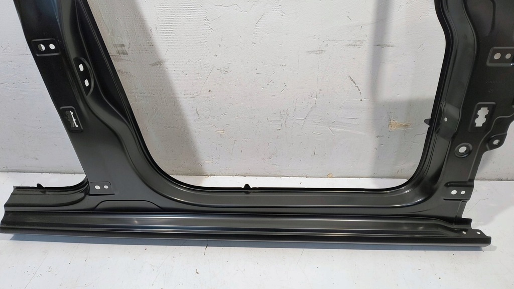 фото №5, Поріг блок двигуна обшивка правий перед volkswagen sportsvan 14-20 510