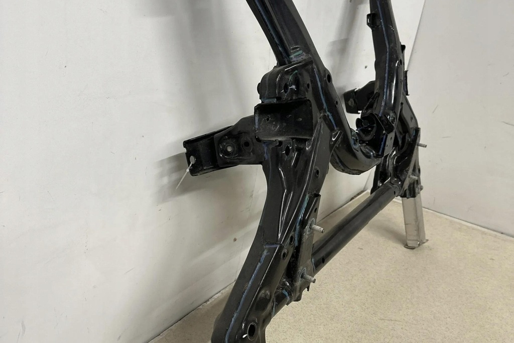 фото №7, Підрамник передні tesla 114438700b electric 2022