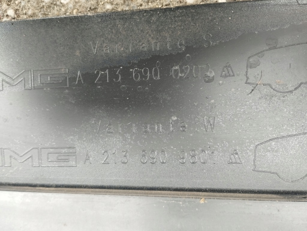 Купить Порог накладка  правый  mercedes w213 amg a2136900202