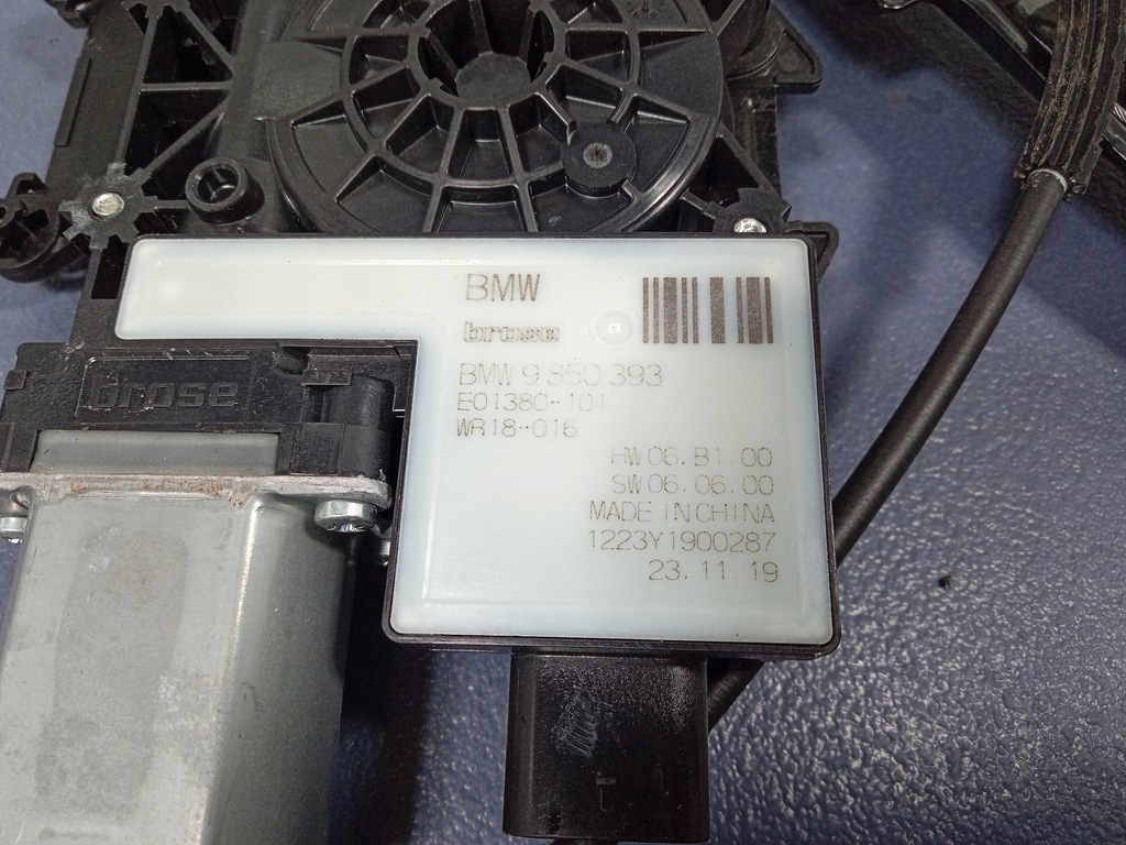 фото №4, Bmw 2 gc f44 подъемник стекло задняя левый 9851139