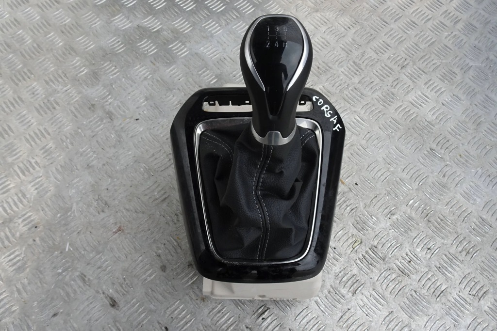 фото №1, Opel corsa f домкрат чохол перемикання передач 19-