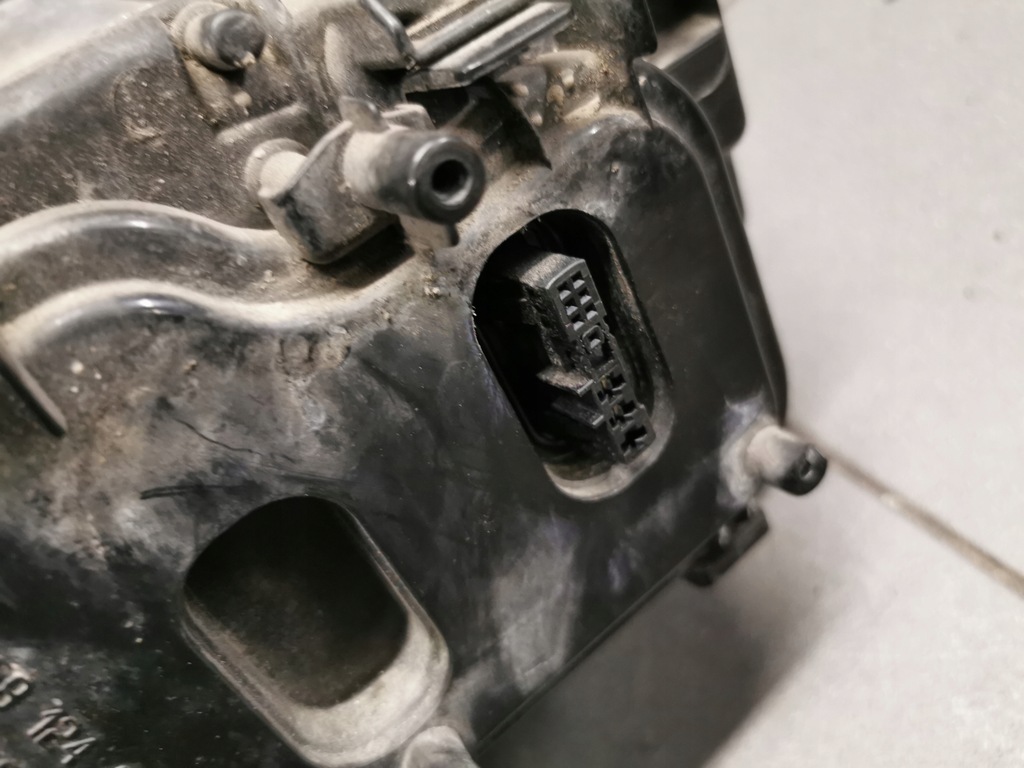 фото №10, Лампа правий перед audi a8 d3 przed liftem