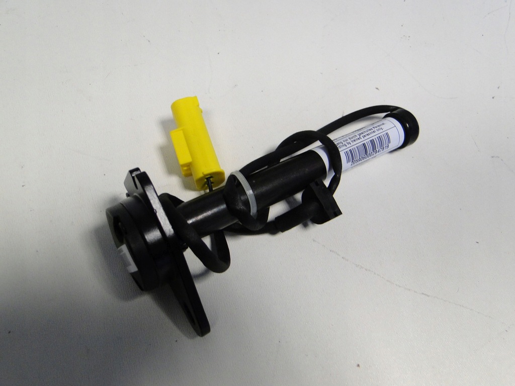 фото №5, Mercedes c w205 205 патрон piro капот левый правый