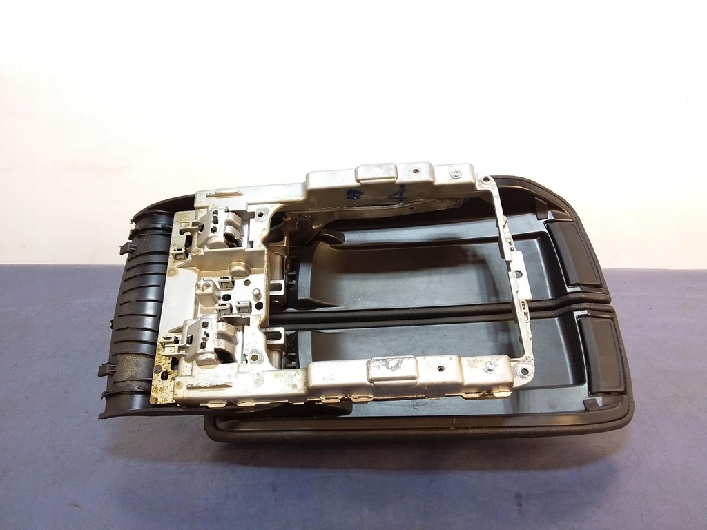 фото №7, Audi a8 d4 подлокотник 4h0864206