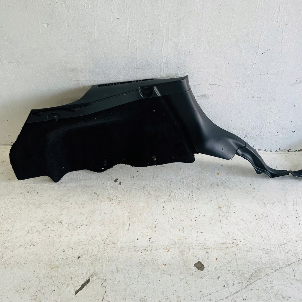 фото №1, Оббивка обшивка багажника лівий land rover range rover sport l320