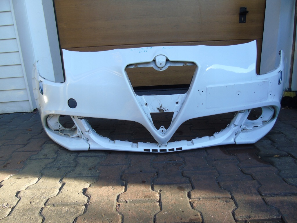 Купить Alfa romeo giulietta бампер передний 50541741