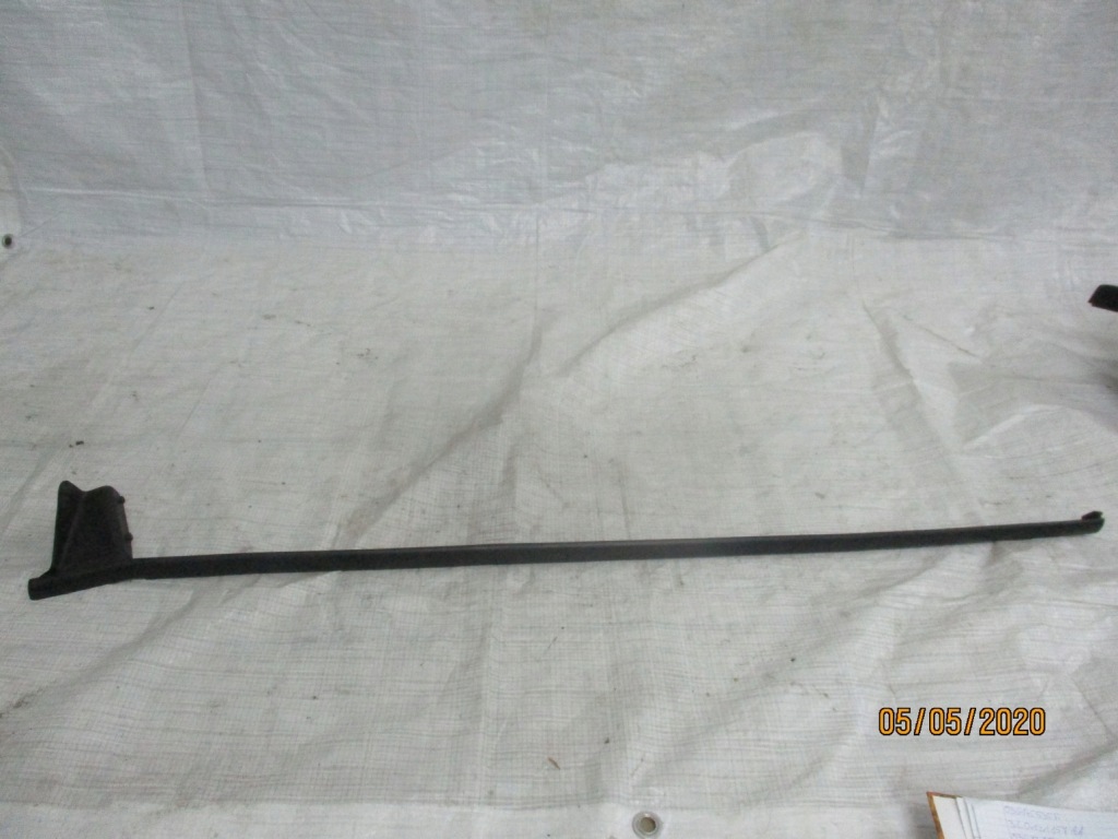 фото №1, Молдинг уплотнитель перед левая 5p0837477 altea xl